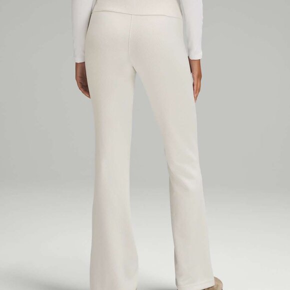 Lululemon Athletica Cream Pants - Picture 2 of 7